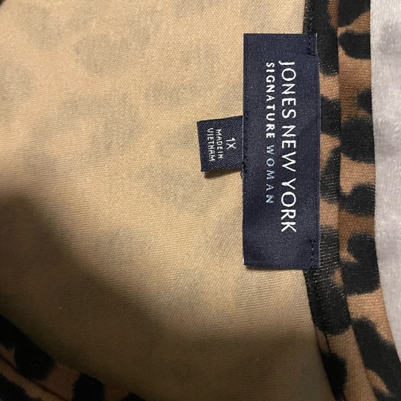 Jones New York Leopard Print Top - Picture 4 of 7